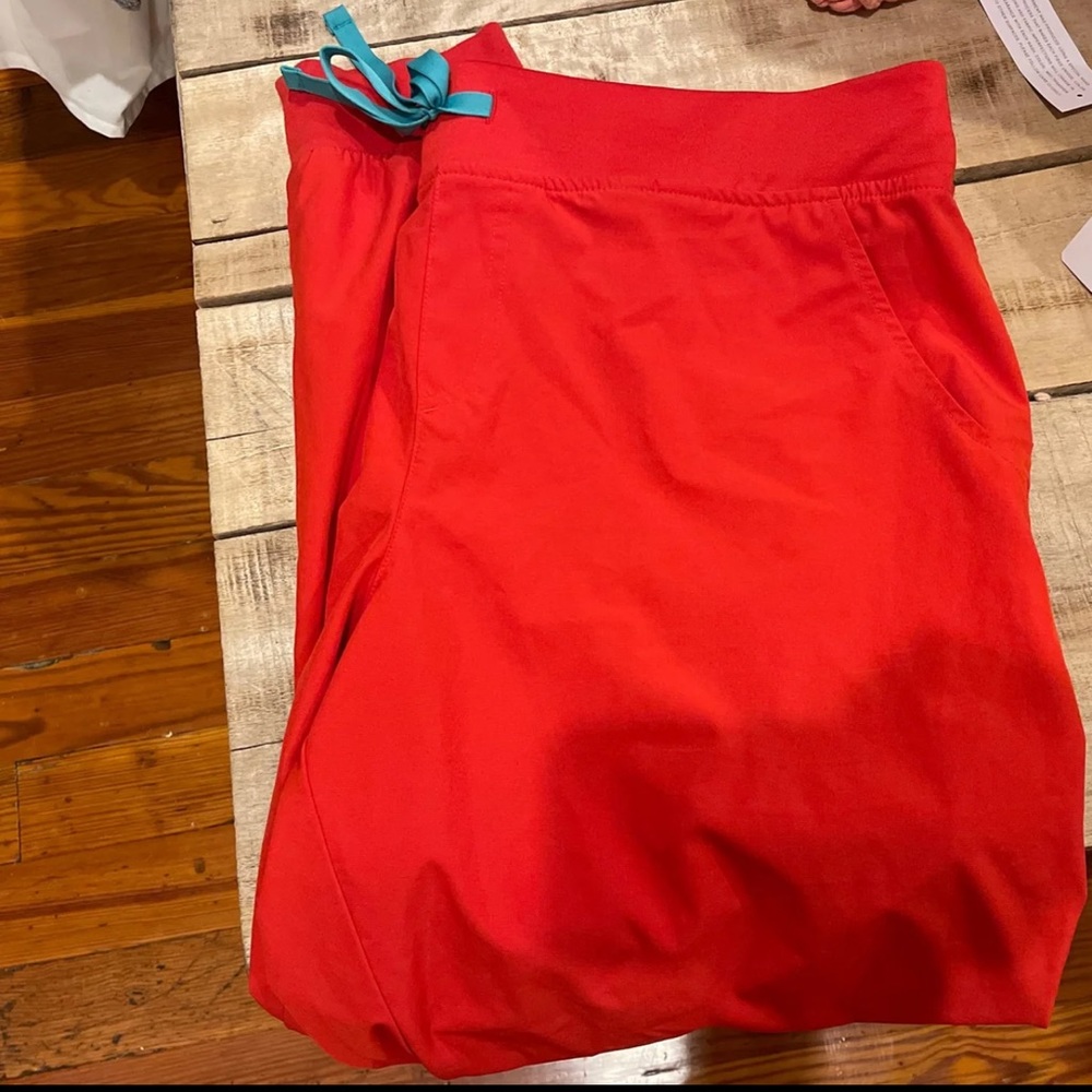 XXL Figs Scrub pants